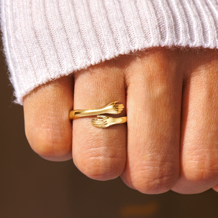 Golden Hug Ring - Simple & Authentic