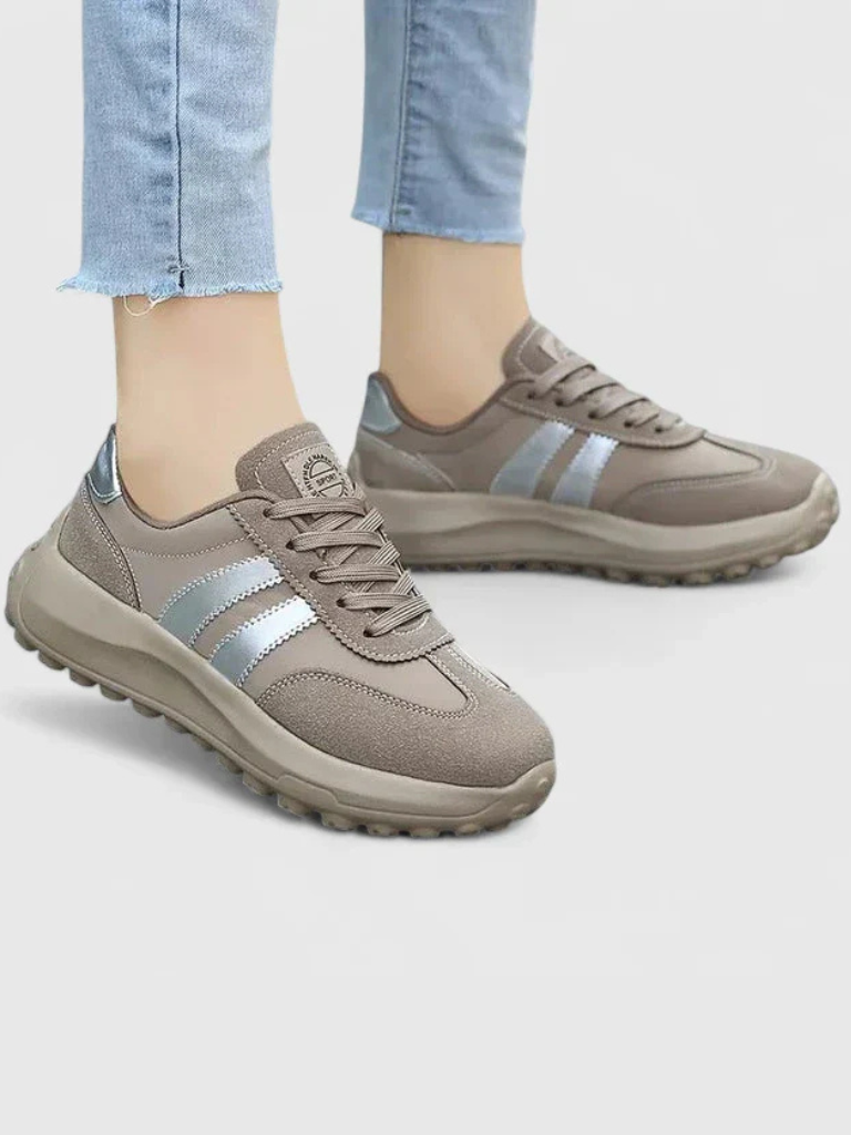 ROXIE COMFORT STEP SNEAKERS