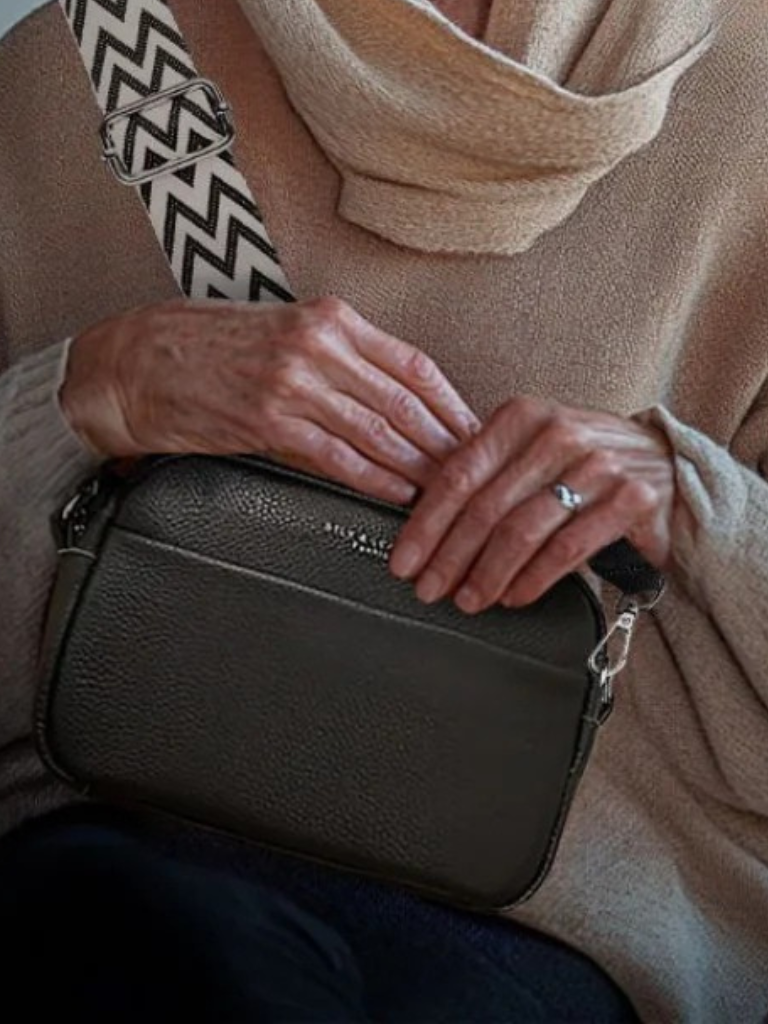 SERENA LUXE SHOULDER BAG