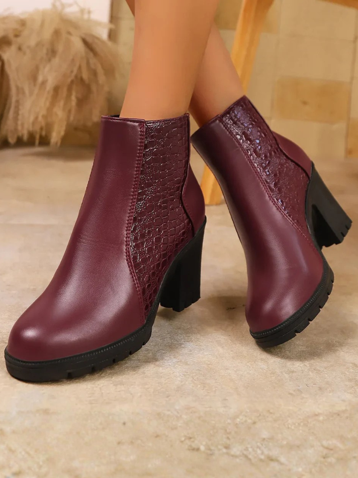 VEYLA CLASSIC COMFORT BOOTS