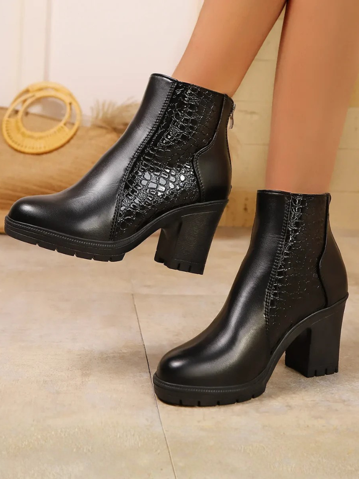 VEYLA CLASSIC COMFORT BOOTS