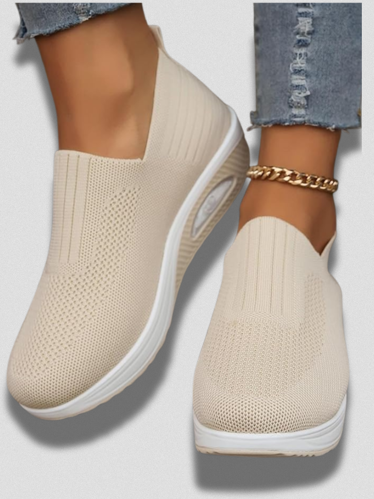 ADRIENNE WALKING SHOES