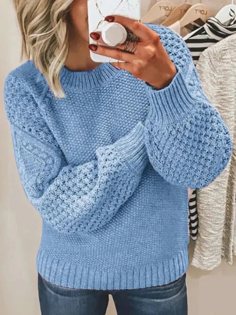 EVELYN SOFT KNIT SWEATER
